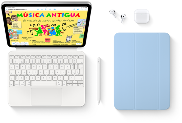 Vista de un iPad, un Magic Keyboard Folio, un Apple Pencil, unos AirPods y una funda Smart Folio.