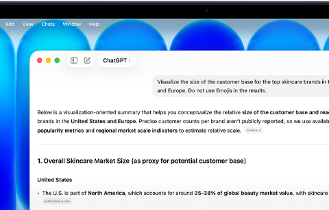 MacBook Neo, muestra el rendimiento supersónico de la IA, una persona pregunta a ChatGPT sobre normativas en el sector de los cosméticos